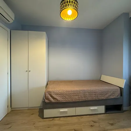 R&d Apartment *
